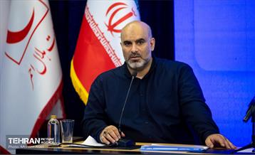 نشست مدیران شهرداری تهران با رئیس جمعیت هلال احمر 18