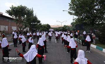 برگزاری بزرگترین اجتماع ورزشی دختران شهر تهران در منطقه۸‌ 13