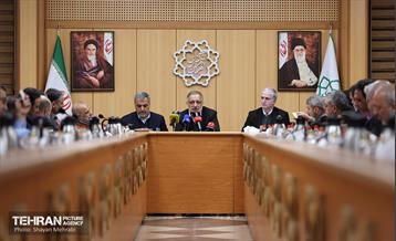 نشست هم‌اندیشی هیئت رئیسه اتاق اصناف تهران، روسای اتحادیه‌های صنفی تهران و هیئت امناء بازار تهران با شهردار تهران 19