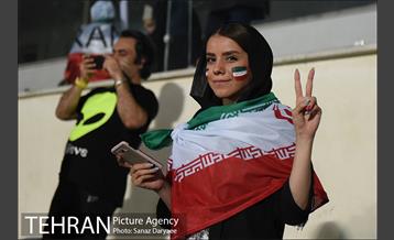 تماشای دیدار تیم‌های ملی ایران و پرتقال در استادیوم آزادی 31