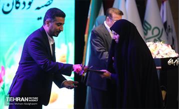 تجلیل از معلمان دانش‌آموزان با نیازهای ویژه شهر تهران 6