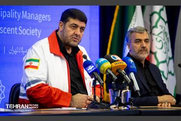 نشست مدیران شهرداری تهران با رئیس جمعیت هلال احمر 25