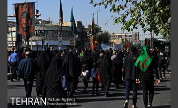 پیاده روی جاماندگان اربعین حسینی(ع) در تهران-2 4