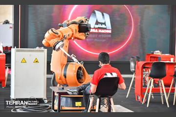 آئین افتتاحیه نمایشگاه ساختمان و صنایع وابسته 7