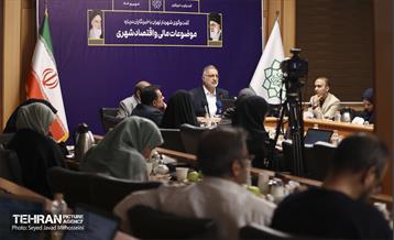 گفتگوی شهردار تهران با خبرنگاران 10