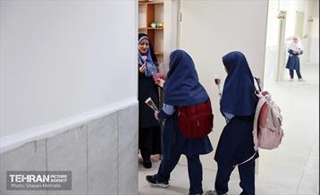 آغاز سال تحصیلی جدید در دبستان شاهد حضرت زینب(س) 3