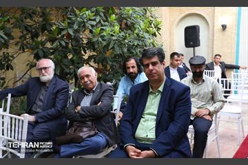 نشست صمیمی شهردار تهران با اهالی شعر و ادب 16