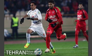 دیدار تیم های فوتبال پرسپولیس و سایپا