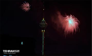 نورافشانی جشن ۲۲ بهمن 9