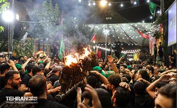 آئین سنتی مشعل گردانی تهران(محرم ۱۴۴۵) 14
