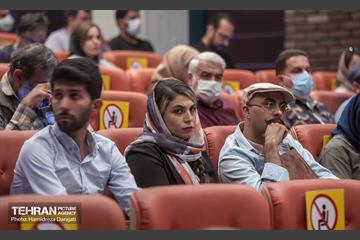 ششمین دوره نشان عکس سال مطبوعاتی 7