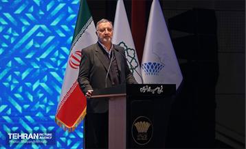 بزرگداشت مقام زن و مادر در برج میلاد 15