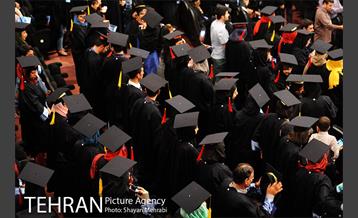 نخستین جشن فارغ التحصیلی ادوار دانشکده خبر 19