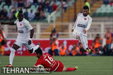 هفته دوم مسابقات لیاگ برتر تراکتور سازی تبریز و پرسپولیس تهران 4