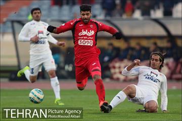 دیدار تیم های فوتبال پرسپولیس و سایپا