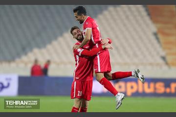 دیدار تیم های فوتبال پرسپولیس تهران و نفت مسجد سلیمان 20