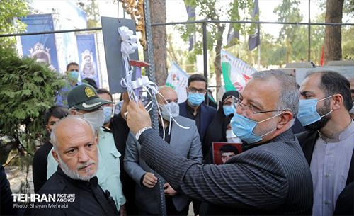 نواخته شدن زنگ دانش آموز شهید در قطعه شهدای گمنام 20