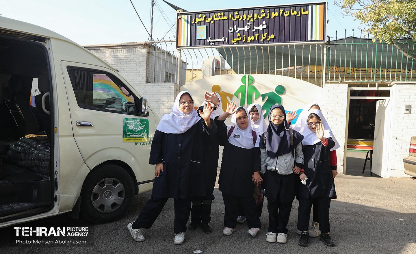 به وقت خدمت؛ سرویس رایگان مدرسه دانش‌آموزان با نیازهای ویژه 1
