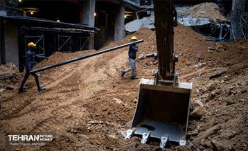 اینجا کارگاهه؛ پارکینگ طبقاتی نیایش 33