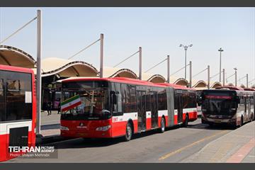 آیین بهره‌برداری از ۴۰ دستگاه اتوبوس دوکابین بازسازی شده 3