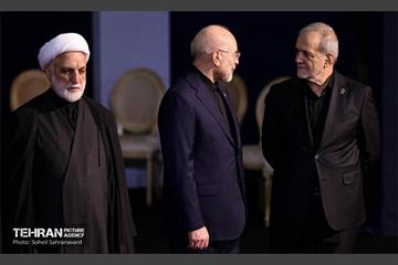 مراسم ادای احترام مقامات و هیئت‌های رسمی کشورهای مختلف به پیکر آقای شهید ایران 15