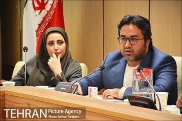 نشست هم اندیشی با مدیران روابط عمومی مناطق 22 گانه 35