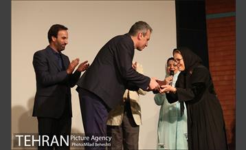 جشن برگزیدگان کانون تاتر کودک و نوجوان‎ 18