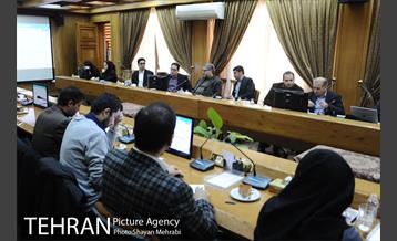 جلسه کمیته ترافیک با حضور شهردار تهران 11
