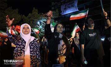 یکصد شب حماسه؛ یک ملت، یک صدا  12