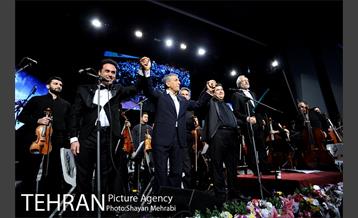 شب موسیقی انقلاب در منطقه گردشگری عباس آباد 43