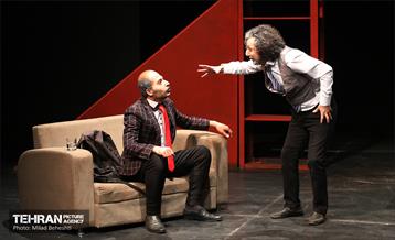 نمایش دروغ رستاخیز‎‎ 5