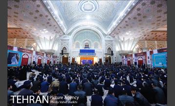 آیین تجدید میثاق اعضای محترم شورای اسلامی شهر تهران و مدیران شهری با آرمان های امام راحل(ره) 12