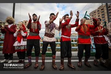 آغاز جشن های بهار ایران / 2