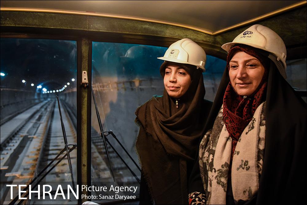 بازدید اعضا شورای شهر تهران از خط ۶ مترو 6