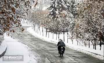 تهران برفی از نمای برج میلاد 12