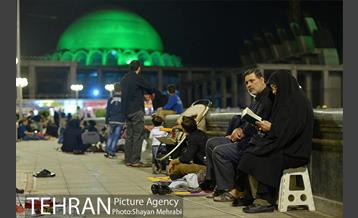 مراسم احیای شب بیست و سوم ماه رمضان در مصلی امام خمینی(ره)  7