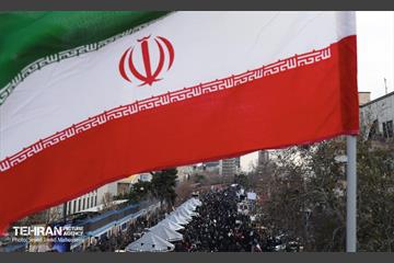 تشییع پیکر ۱۰۰ شهید مردمی و مدافع امنیت در تهران - 3 18
