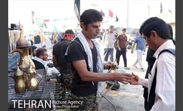 پیاده روی زائران به سمت کربلا از مرز شلمچه 10