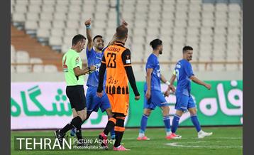 دیدار تیم های فوتبال استقلال و مس رفسنجان 32