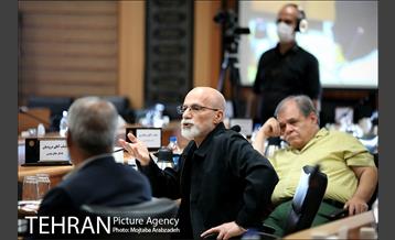 نشست جمعی از یادگاران دفاع مقدس با شهردار تهران 16