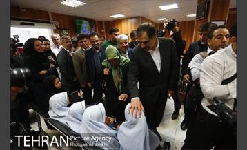 بازدید وزیر محترم بهداشت و سرپرست شهرداری تهران از مرکز پرتو  19