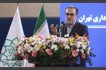 آغاز طرح واکسیناسیون آنفلوانزای پاکبانان و کارگران خدمات شهری شهرداری تهران 12