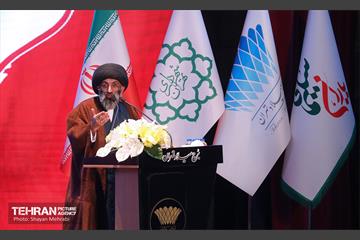همایش یاران سلیمانی در برج میلاد 10