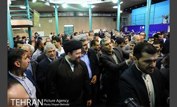 تجدید بیعت شهردار و مدیران شهری با آرمان های حضرت امام خمینی(ره) 43