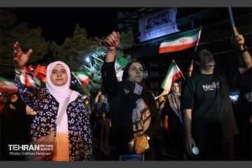 یکصد شب حماسه؛ یک ملت، یک صدا  12