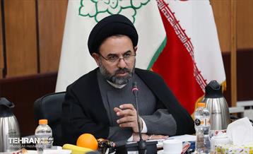 حضور عضو شورای اسلامی شهر در منطقه ۱8 15