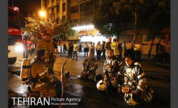 آتش سوزی گسترده در خیابان امیرکبیر 18