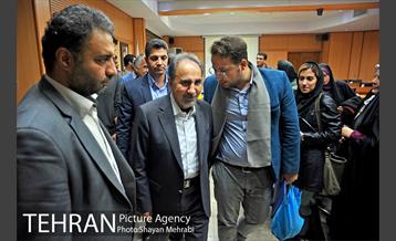 نشست صمیمانه دکتر نجفی با خبرنگاران حوزه شهری 26