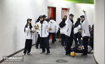 افتتاحیه دومین دوره مسابقات قهرمان شهر 38