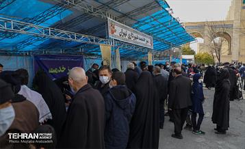 نمازگزاران جمعه پای «میز خدمت شهرداری تهران» 12